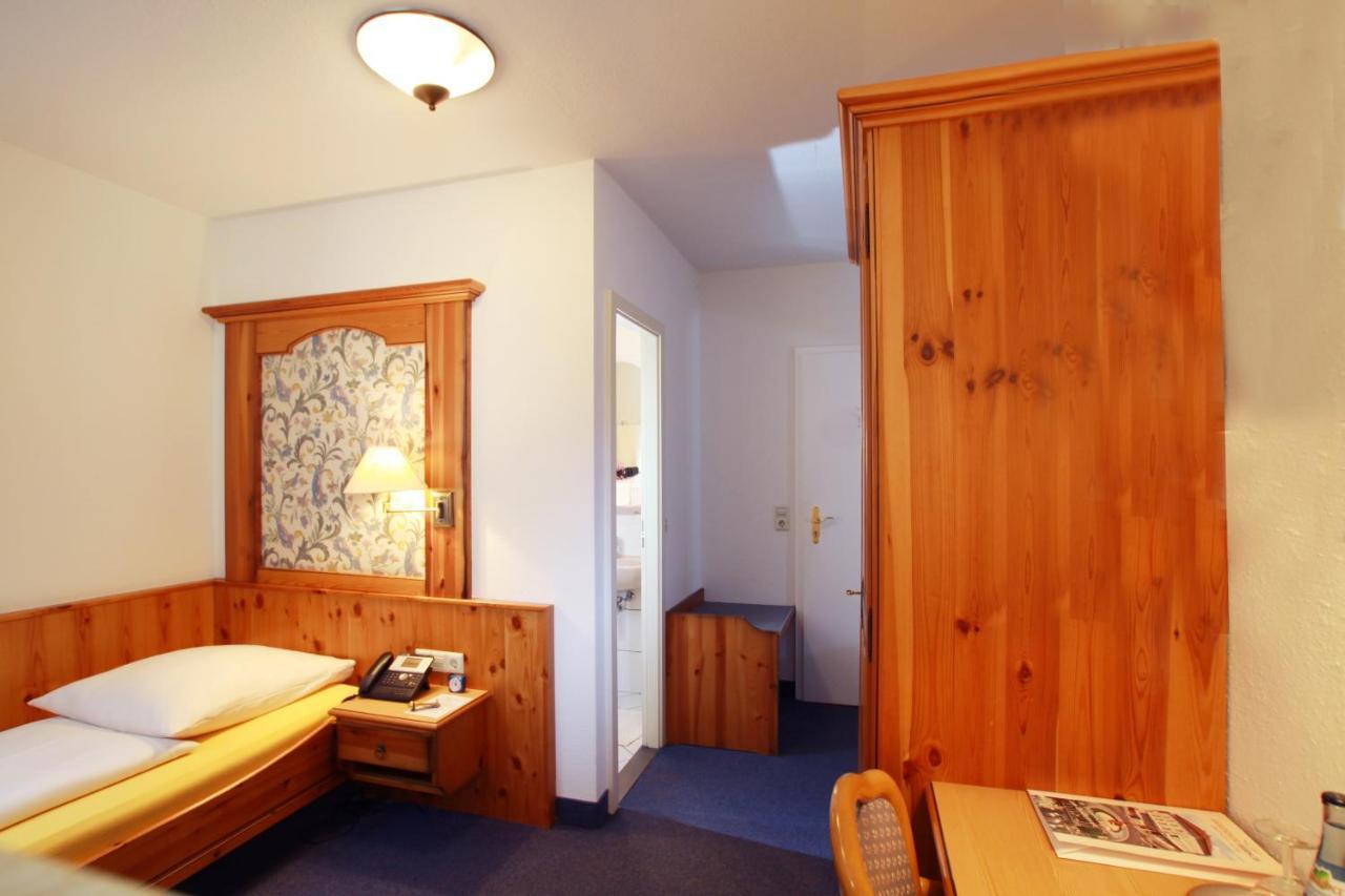 פרידריכסהאפן Hotel Goldener Hirsch מראה חיצוני תמונה