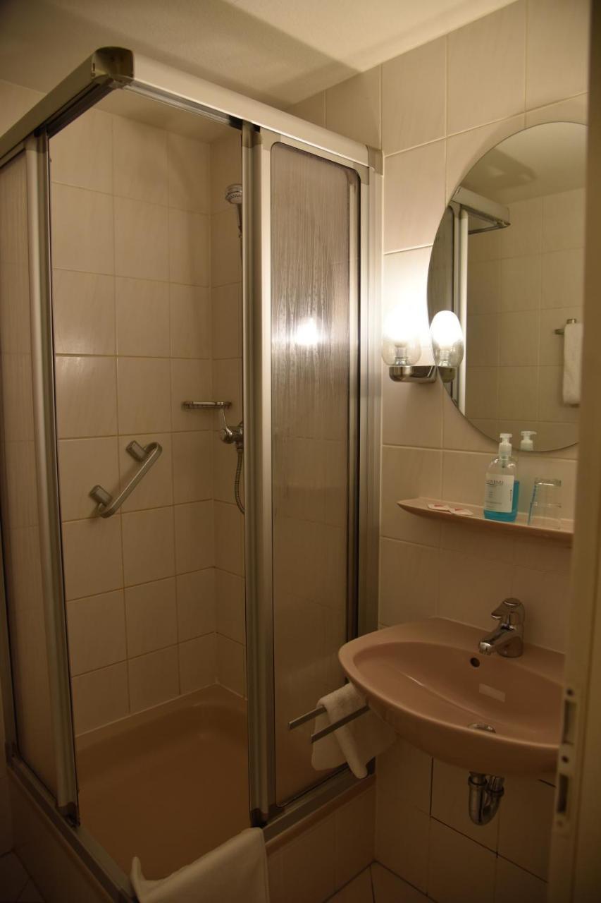 פרידריכסהאפן Hotel Goldener Hirsch מראה חיצוני תמונה