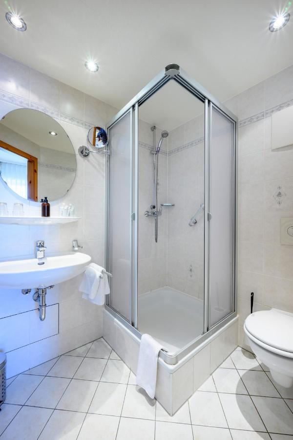 פרידריכסהאפן Hotel Goldener Hirsch מראה חיצוני תמונה
