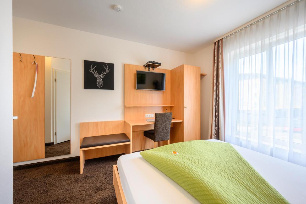 פרידריכסהאפן Hotel Goldener Hirsch מראה חיצוני תמונה